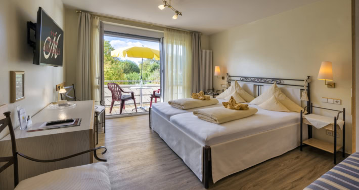 Doppelzimmer HOTEL Mainaublick